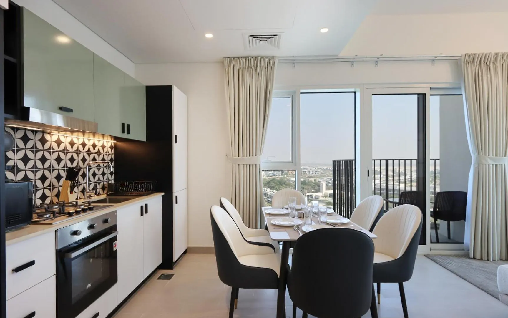 Livbnb - 2B In Green Heart Of Dubai , Dubai Hills Apartment